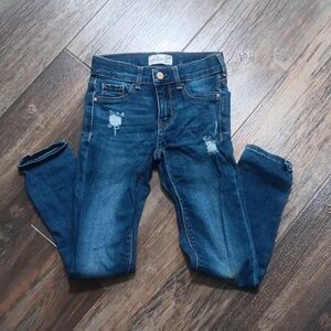 EUC Jordache Distressed Jeans Slim 7
